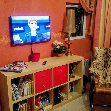 Le Relais De Montchat Homestay *